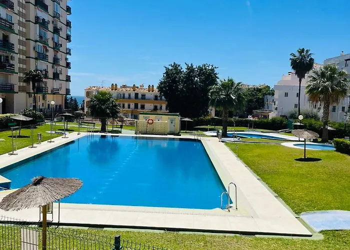Benalmadena Beachside Sunshine Flat